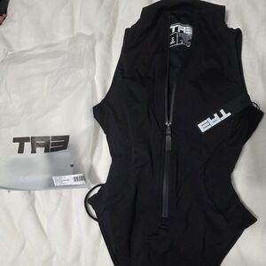 TA3 Hi Cut Sleeveless Surfy (Short)